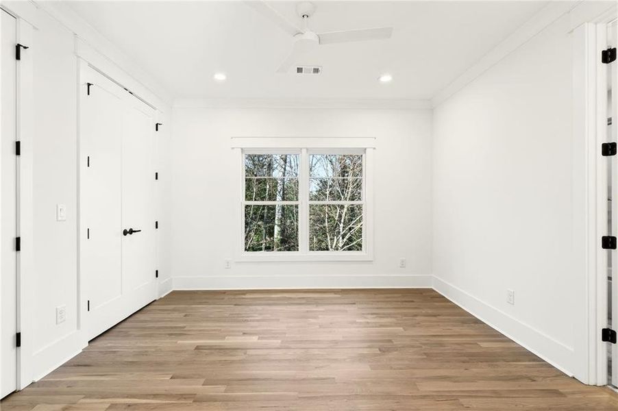 Spacious, unfurnished interior of a new home in , Atlanta (Image 23).