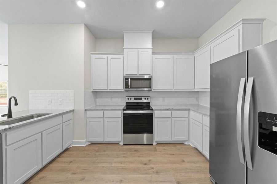 All Whirlpool Appliances INCLUDED! All Whirlpool Appliances INCLUDED!