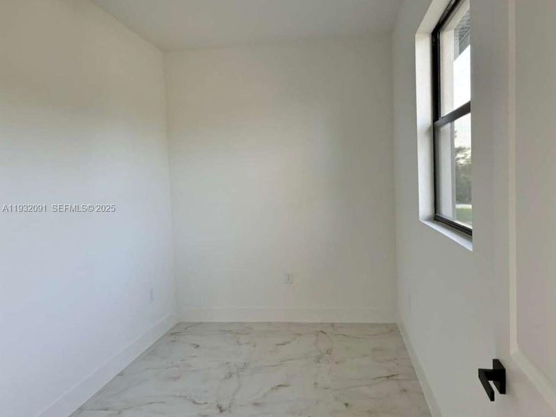 Spacious, unfurnished interior of a new home in , Labelle (Image 12).