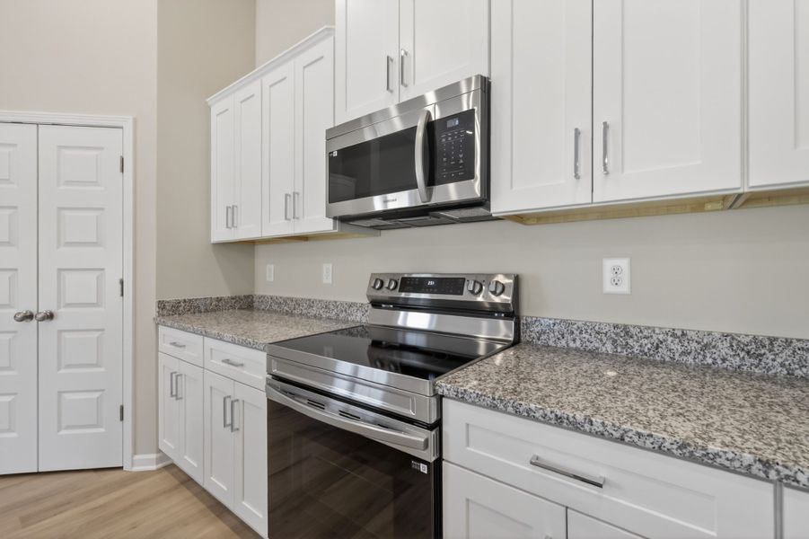 Furnished interior view inside a new home in Legacy Preserve, Tullahoma (Image 10).