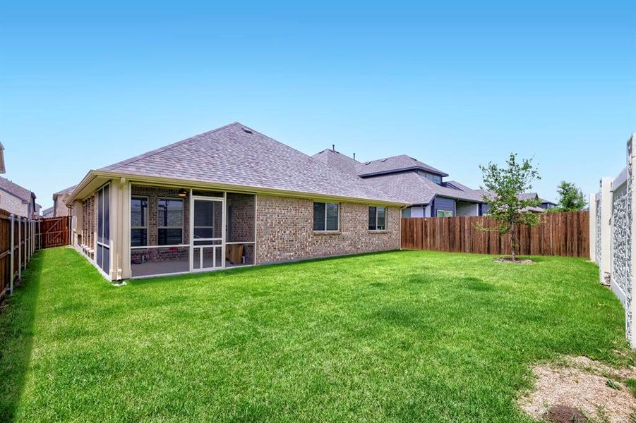 Exterior details and patio area of a home in , Mesquite (Image 3).