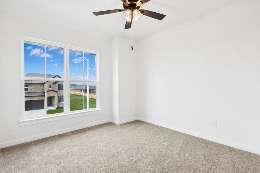 Spacious, unfurnished interior of a new home in Mayfair, New Braunfels (Image 25).