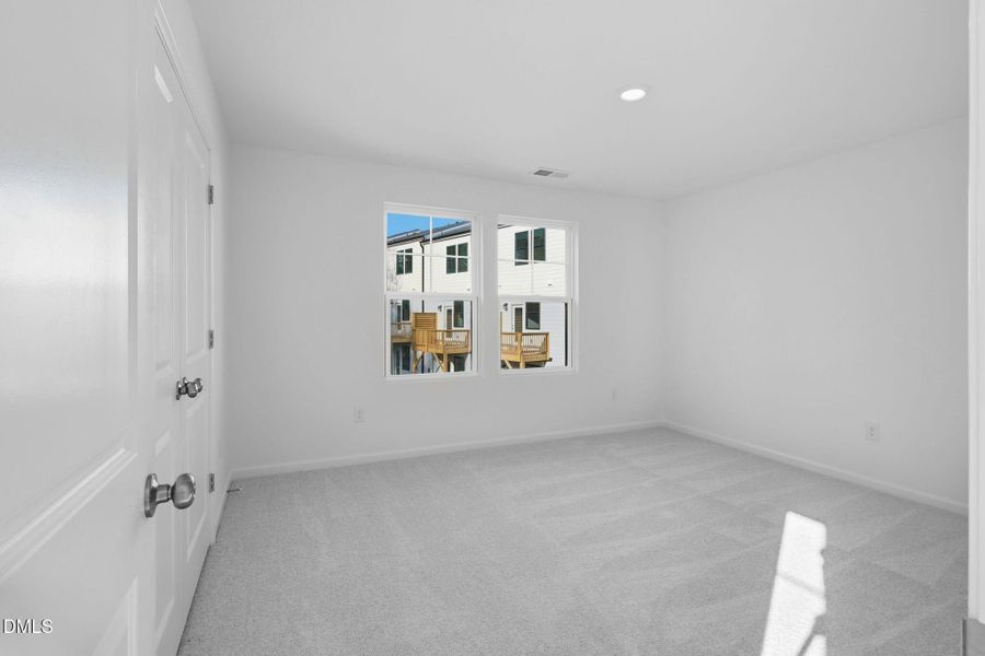 SUN_ElmGrove_Pic_Jackson_QMI_21_Great_4o SUN_ElmGrove_Pic_Jackson_QMI_21_Great_4o