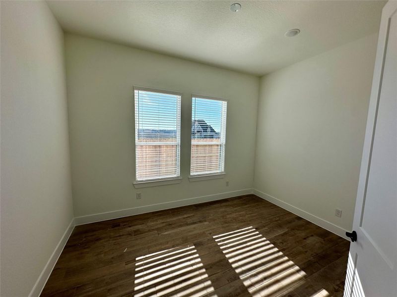 Spacious, unfurnished interior of a new home in Briarley, Montgomery (Image 27).