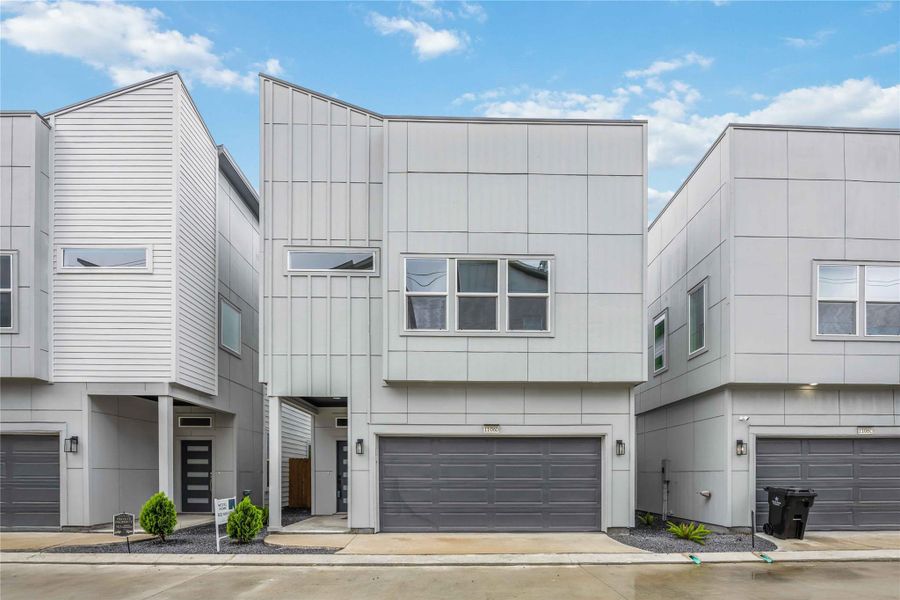 Front exterior of a new home in , Houston, TX, highlighting curb appeal (Image 1). Front exterior of a new home in , Houston, TX, highlighting curb appeal (Image 1).