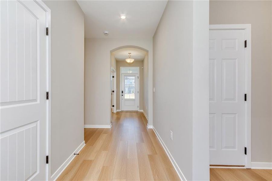 Spacious, unfurnished interior of a new home in Sweetbay Farm, Lawrenceville (Image 44).