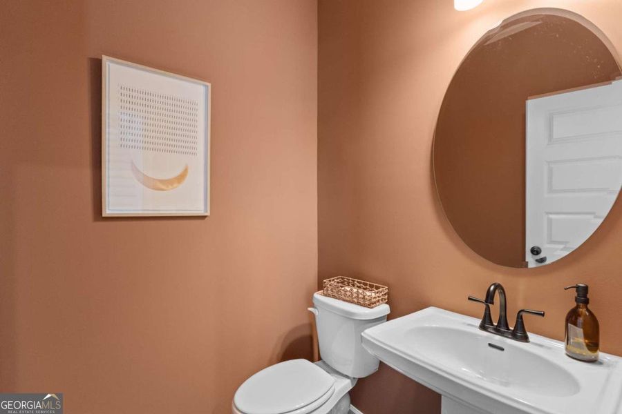 Image 32 of a home in Glendale Towns.