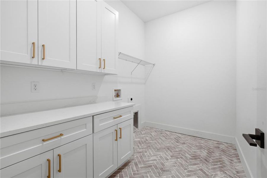 Furnished interior view inside a new home in , Ocala (Image 8).