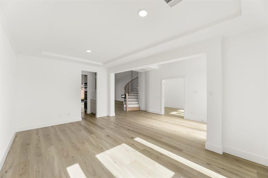 06. 1360 Porter - Dining (2)