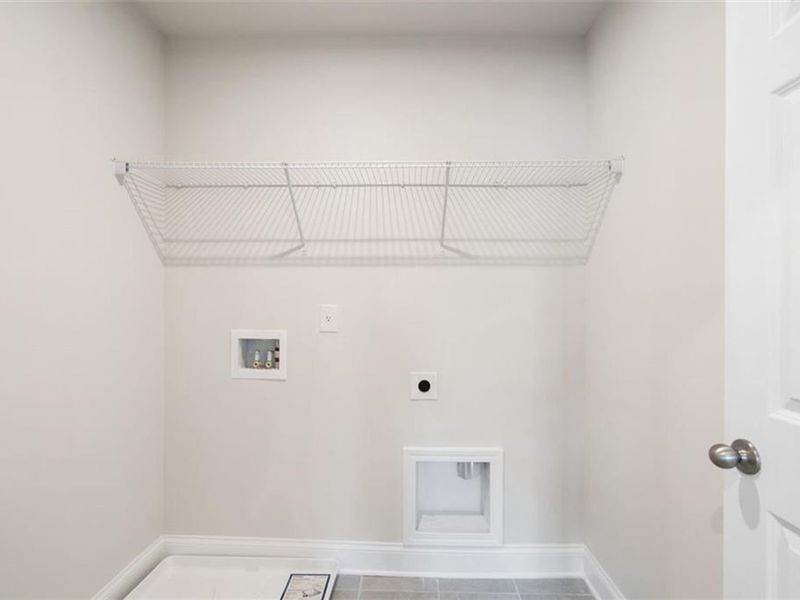 Spacious, unfurnished interior of a new home in Wehunt Meadows, Hoschton (Image 29).