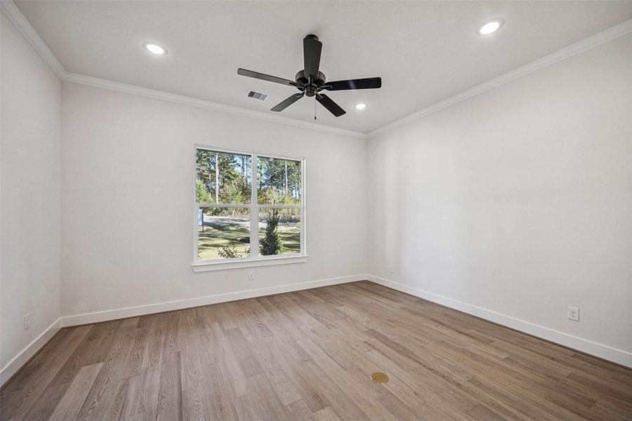 Spacious, unfurnished interior of a new home in , Plantersville (Image 18).
