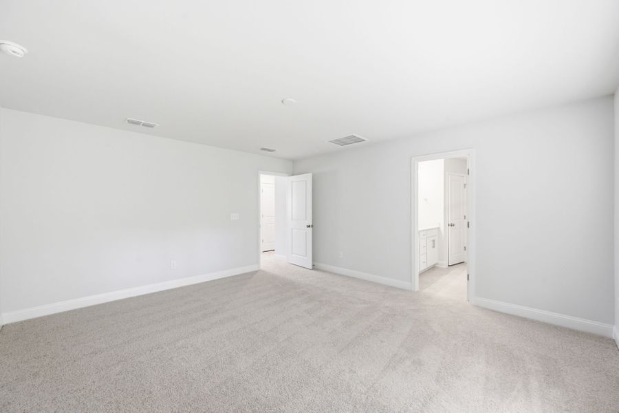 Spacious, unfurnished interior of a new home in Grand Arbor, Blythewood (Image 35). Spacious, unfurnished interior of a new home in Grand Arbor, Blythewood (Image 35).