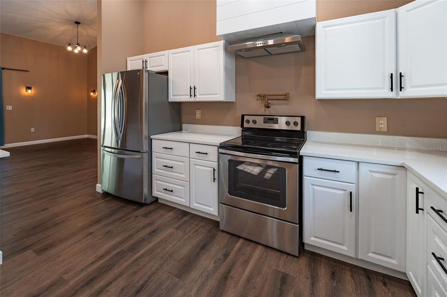 Furnished interior view inside a new home in , Spring Hill (Image 10).