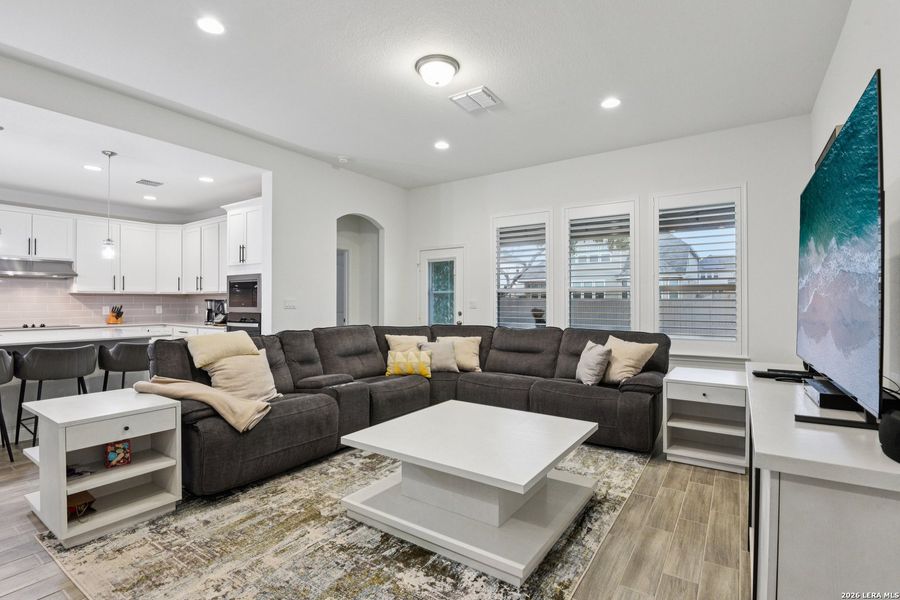 Furnished interior view inside a new home in Davis Ranch, San Antonio (Image 16).