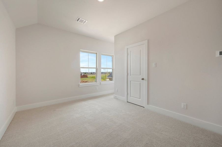 Spacious, unfurnished interior of a new home in The Meadows, Denton (Image 31).