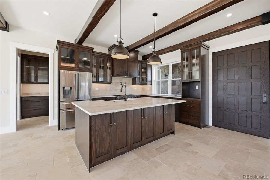 Kitchen Island from Great Room and Main entrance Kitchen Island from Great Room and Main entrance