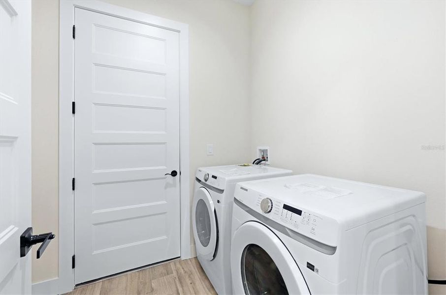 Furnished interior view inside a new home in , Port Charlotte (Image 14).