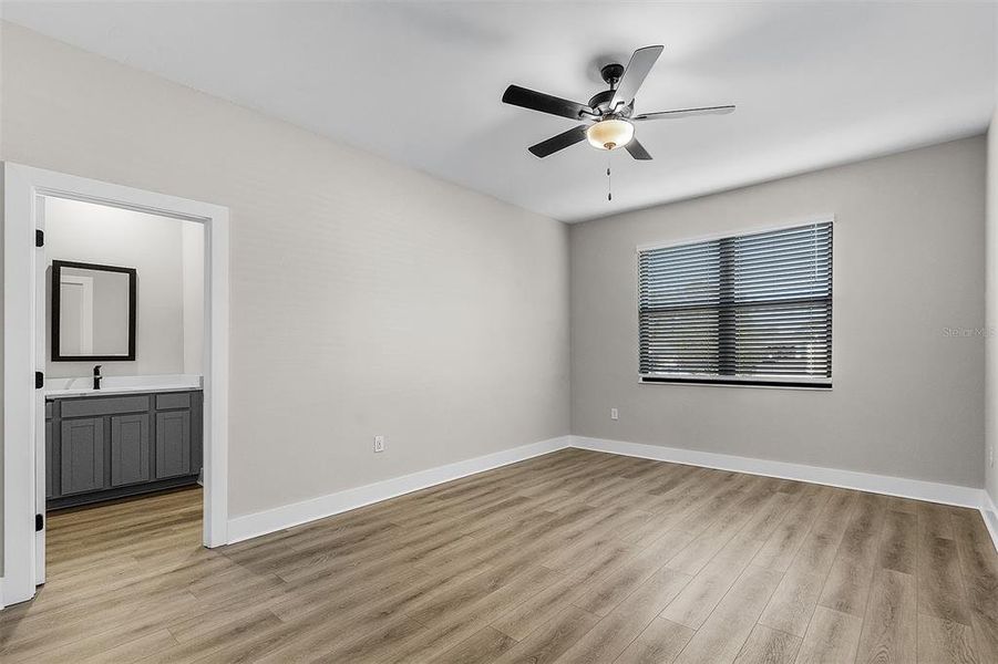Spacious, unfurnished interior of a new home in Lake Gallagher Estates, Dover (Image 6).