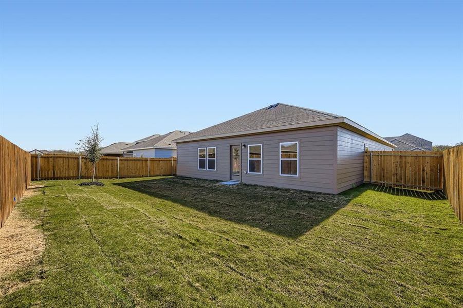 Exterior details and patio area of a home in MiraVerde, Crowley (Image 20).