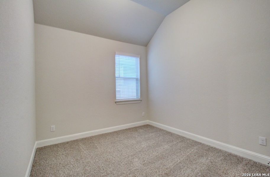 Spacious, unfurnished interior of a new home in Veramendi, New Braunfels (Image 21).