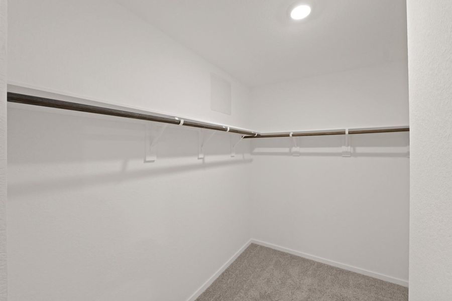 Spacious, unfurnished interior of a new home in The Canopies, Splendora (Image 9).