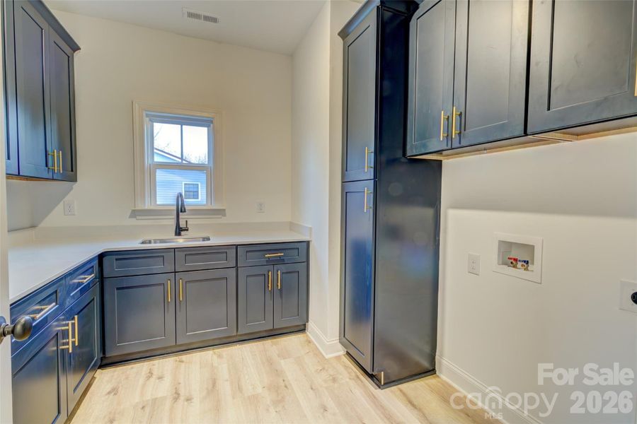 Furnished interior view inside a new home in , Cherryville (Image 18).