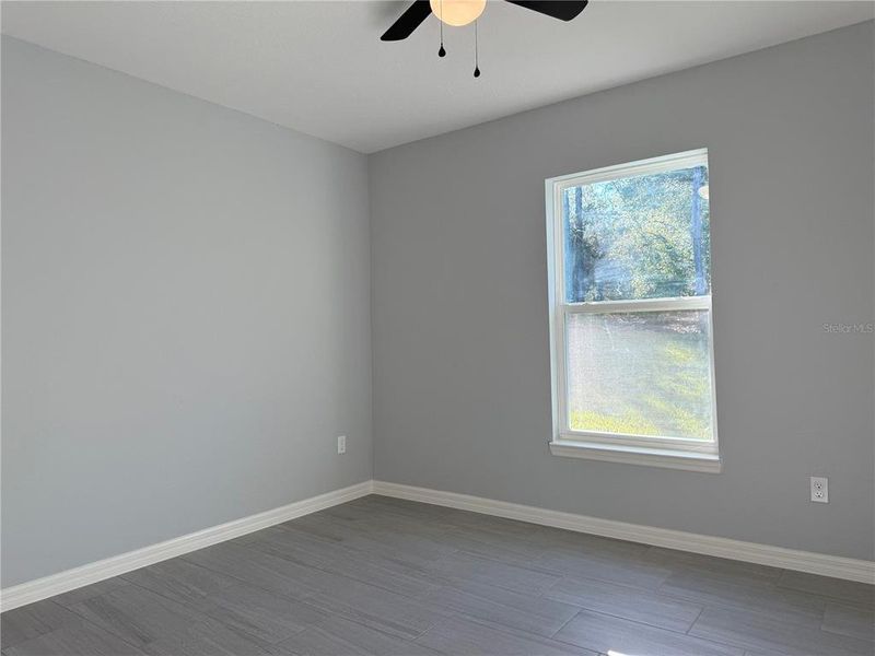 Spacious, unfurnished interior of a new home in , Dunnellon (Image 12).