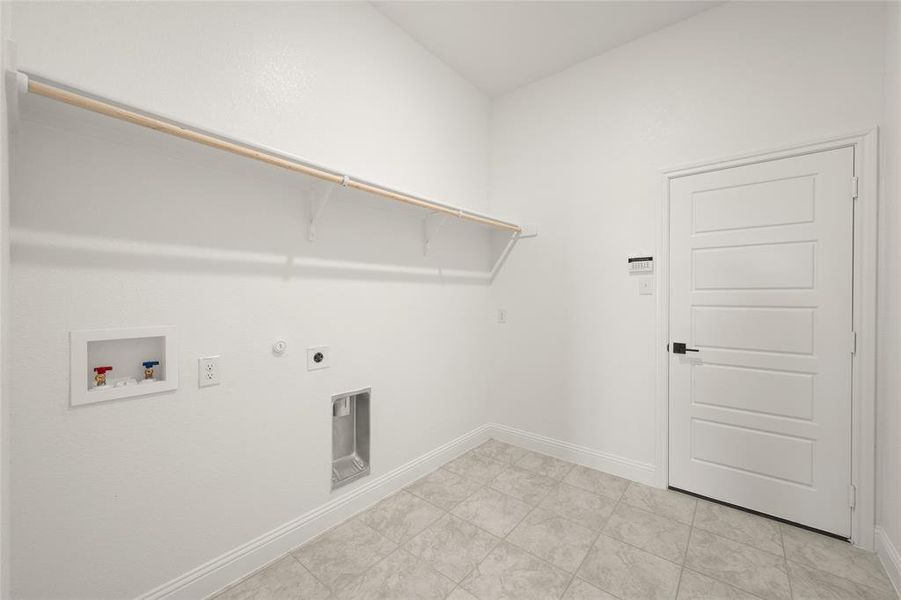 108 Red Fox- Utility-1 108 Red Fox- Utility-1