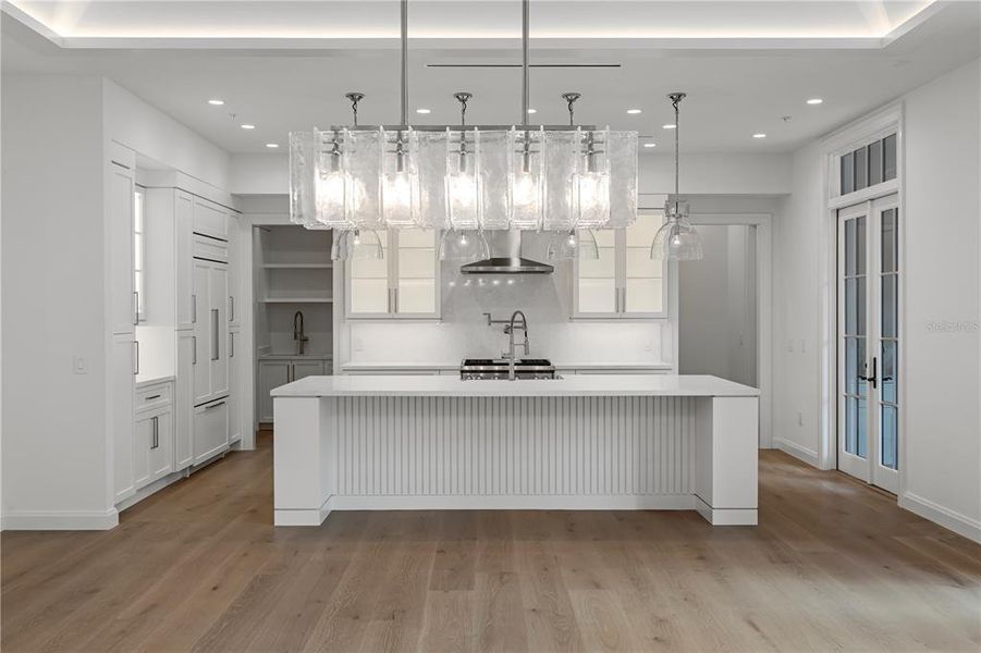 Furnished interior view inside a new home in , Orlando (Image 8).