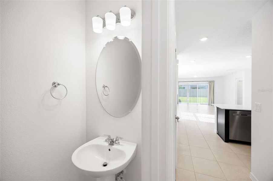 Furnished interior view inside a new home in , Land O' Lakes (Image 7).