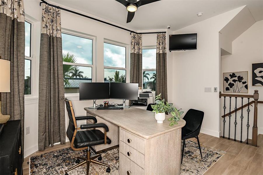 Furnished interior view inside a new home in Seahaven, Punta Gorda (Image 12).