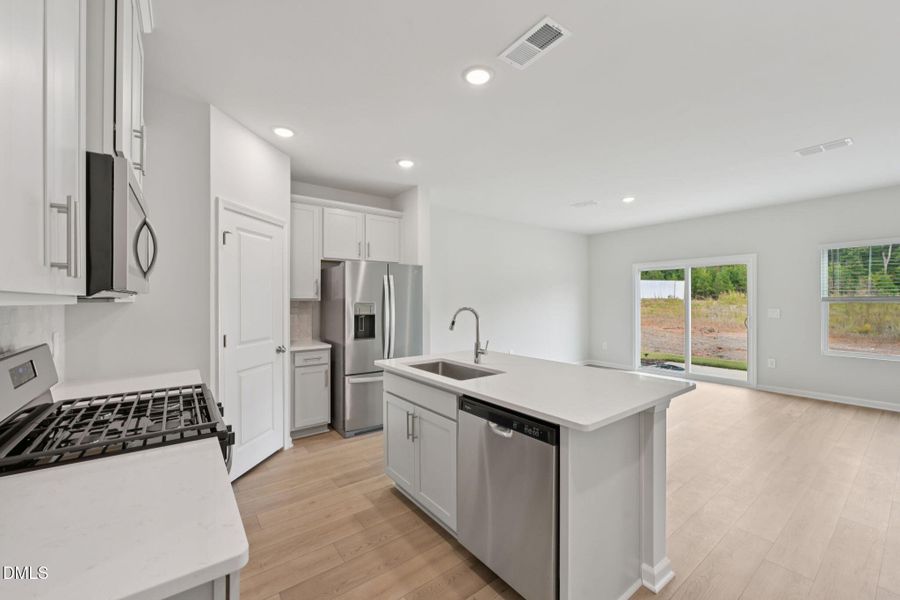 3 - Kitchen 3 - Kitchen