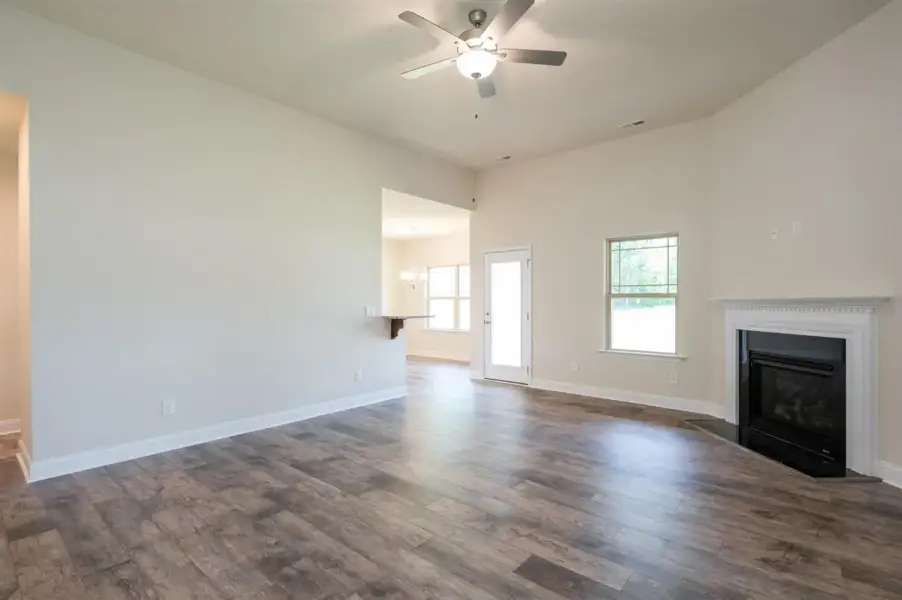 Representative unfurnished interior of a home built from the 1602-2 by Adams Homes in Ham Farm, La Grange (Image 12).