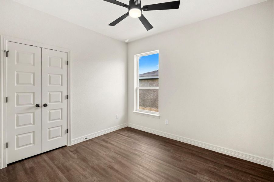 Spacious, unfurnished interior of a new home in , Killeen (Image 12).
