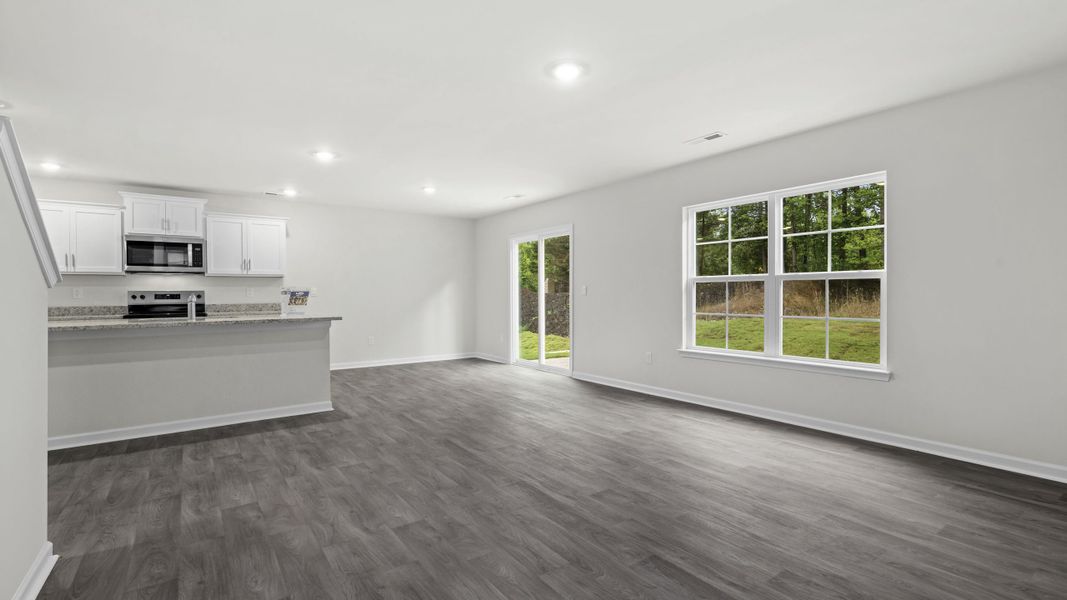 Spacious, unfurnished interior of a new home in Mount Hope Estates, Winston-Salem (Image 12).