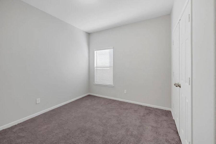 Spacious, unfurnished interior of a new home in , Dayton (Image 16).