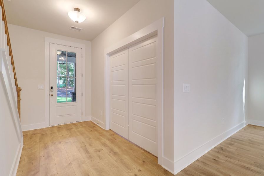 Argyle Entry Argyle Entry