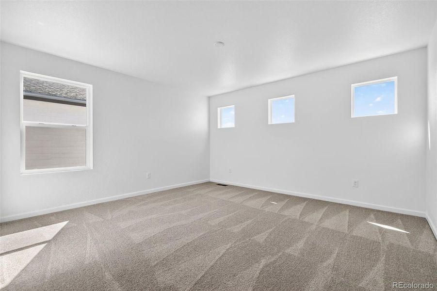 2110 Wagon Wheel Aly ~ Ready Now