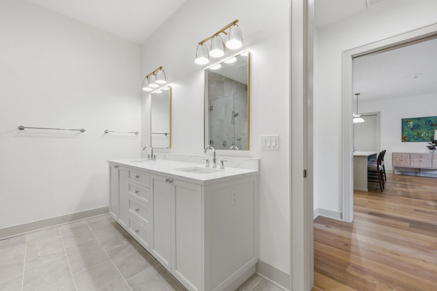 Furnished interior view inside a new home in , Charleston (Image 24).