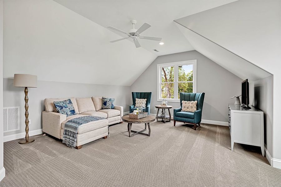 Jonesport, Bonus Room