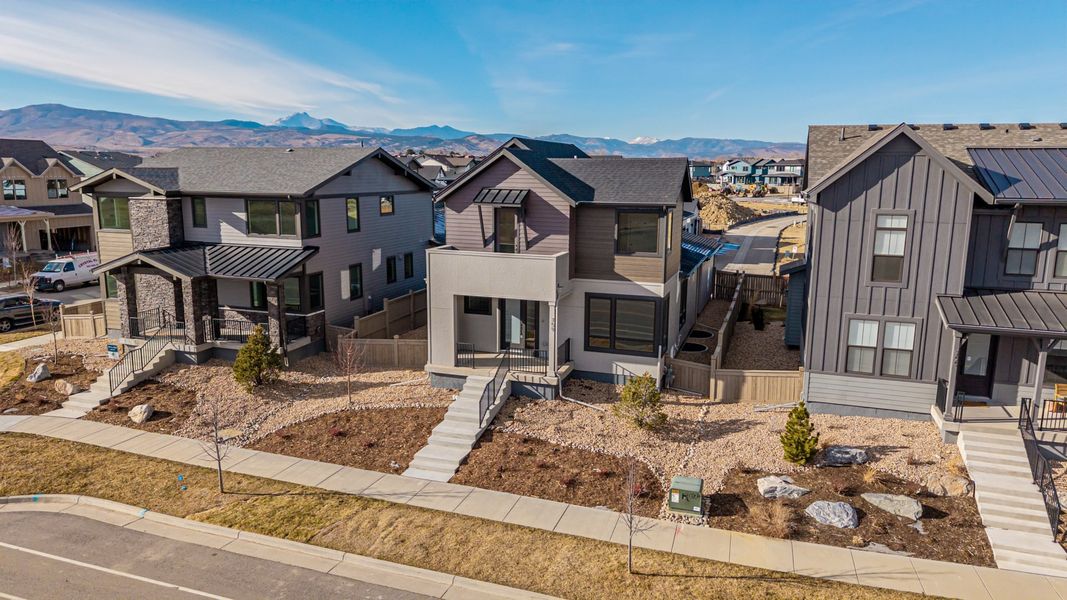 Image 41 of a home in West Grange.