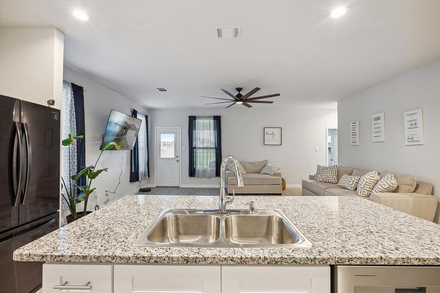 Furnished interior view inside a new home in , Fort Worth (Image 24). Furnished interior view inside a new home in , Fort Worth (Image 24).