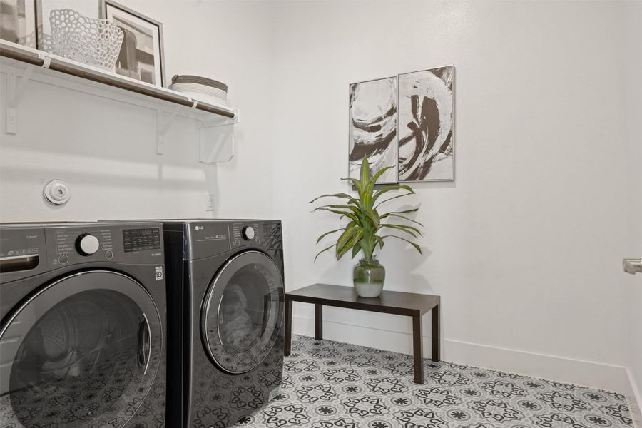 Furnished interior view inside a new home in Palmera Ridge, Leander (Image 35). Furnished interior view inside a new home in Palmera Ridge, Leander (Image 35).