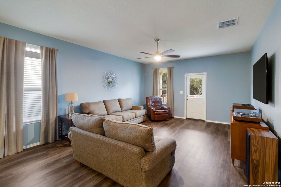 Furnished interior view inside a new home in Davis Ranch, San Antonio (Image 15).