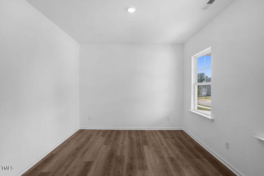 silverstone-bedford-lot-372-bedroom