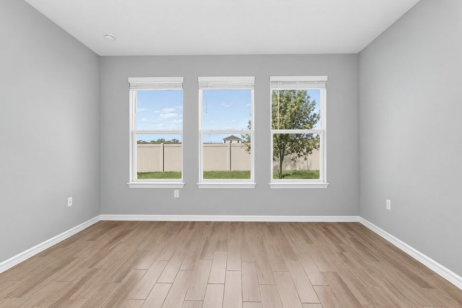 Spacious, unfurnished interior of a new home in Lochside, Mount Dora (Image 41).