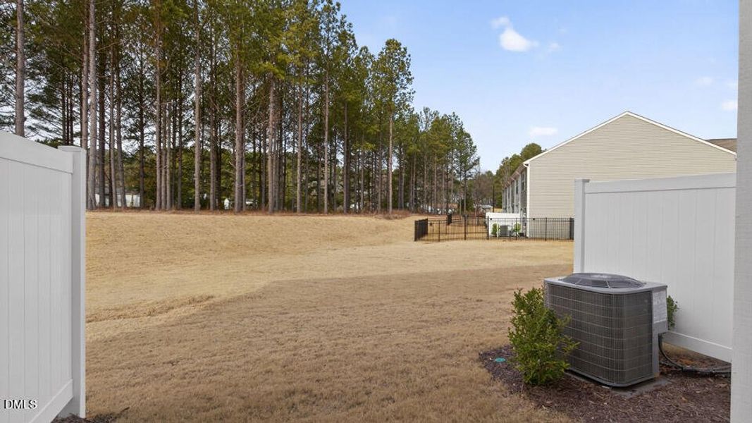 thornton-townes-lot-58-009 thornton-townes-lot-58-009