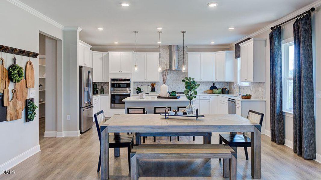 Dining/Kitchen