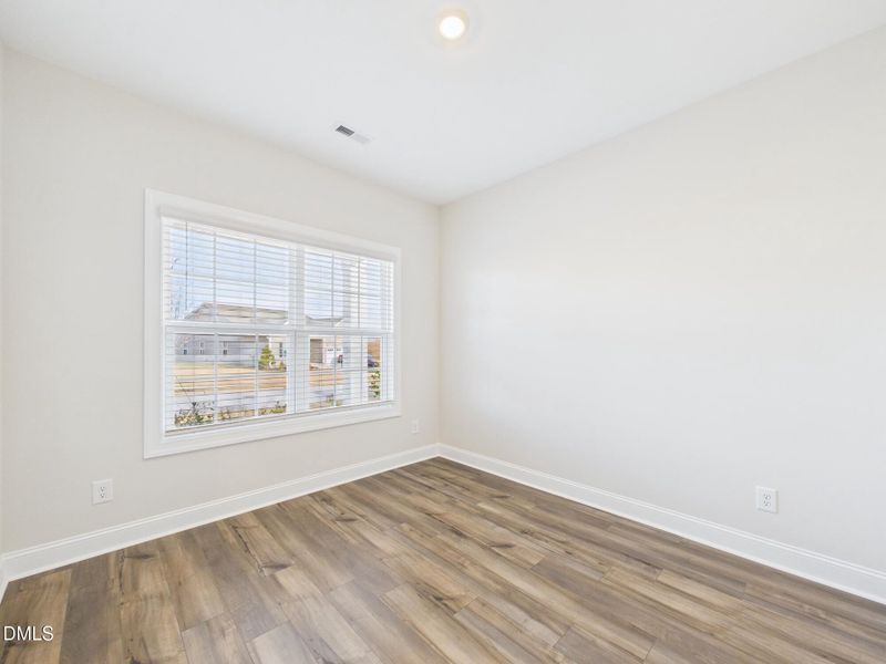 CAM01608G0-PR0122-STILL006