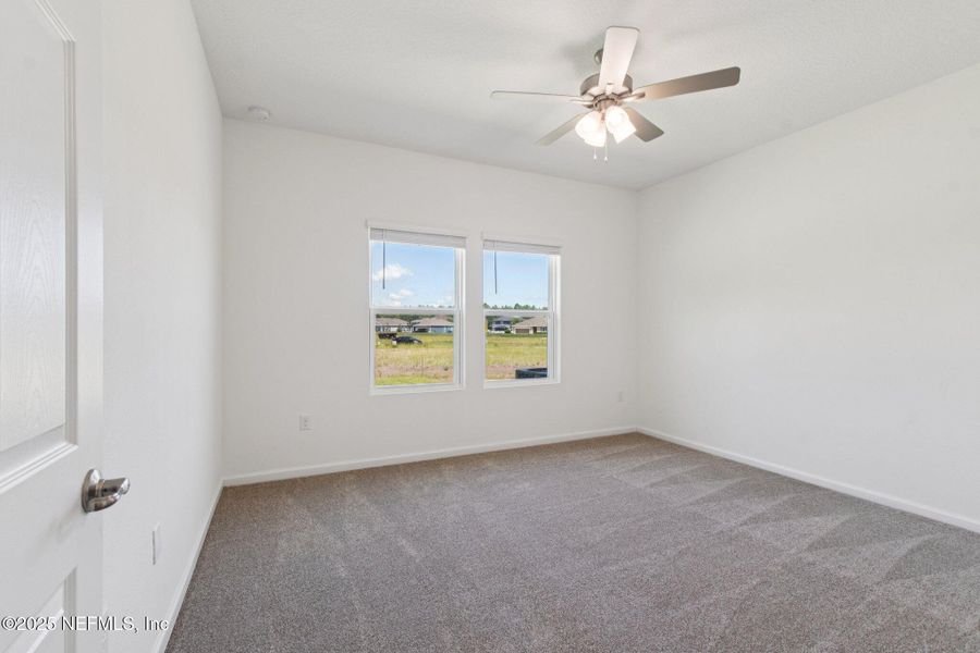 Spacious, unfurnished interior of a new home in Panther Creek, Jacksonville (Image 22).
